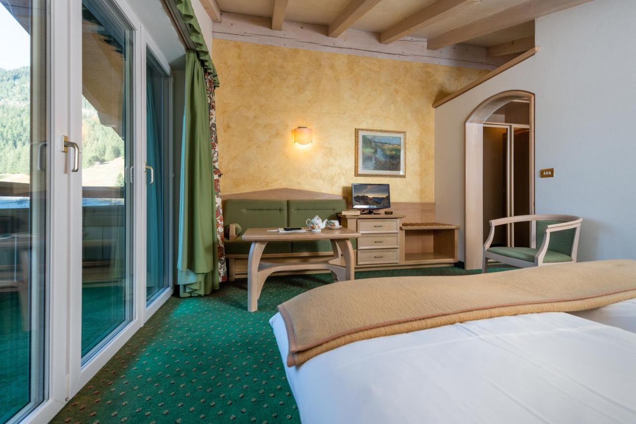 Albergo Contrin Campitello di Fassa Exteriér fotografie